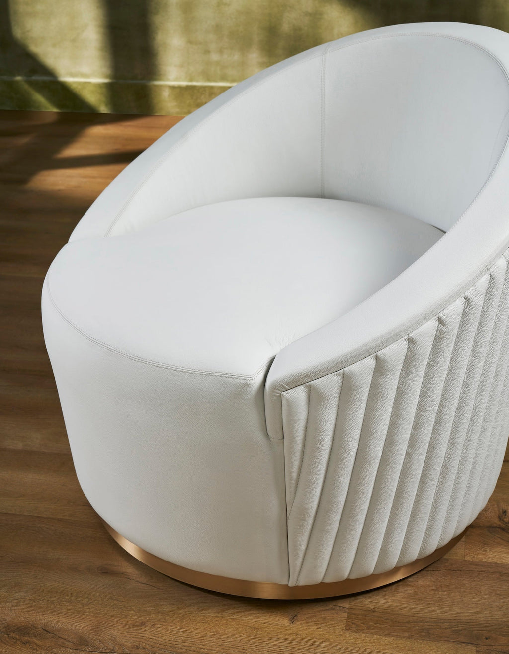 The Sloane Swivel Chair