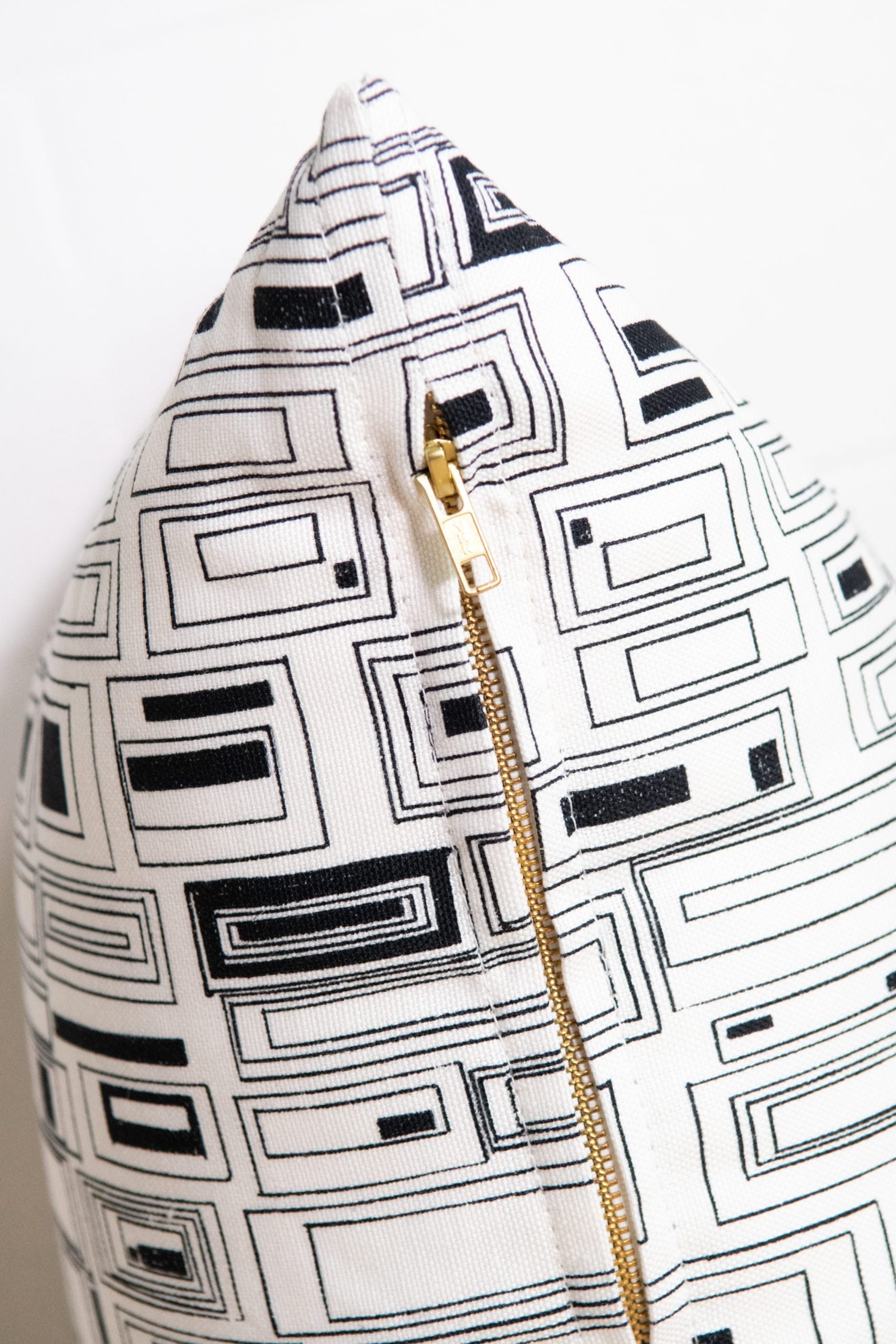 Rubicon Geometric Pillow
