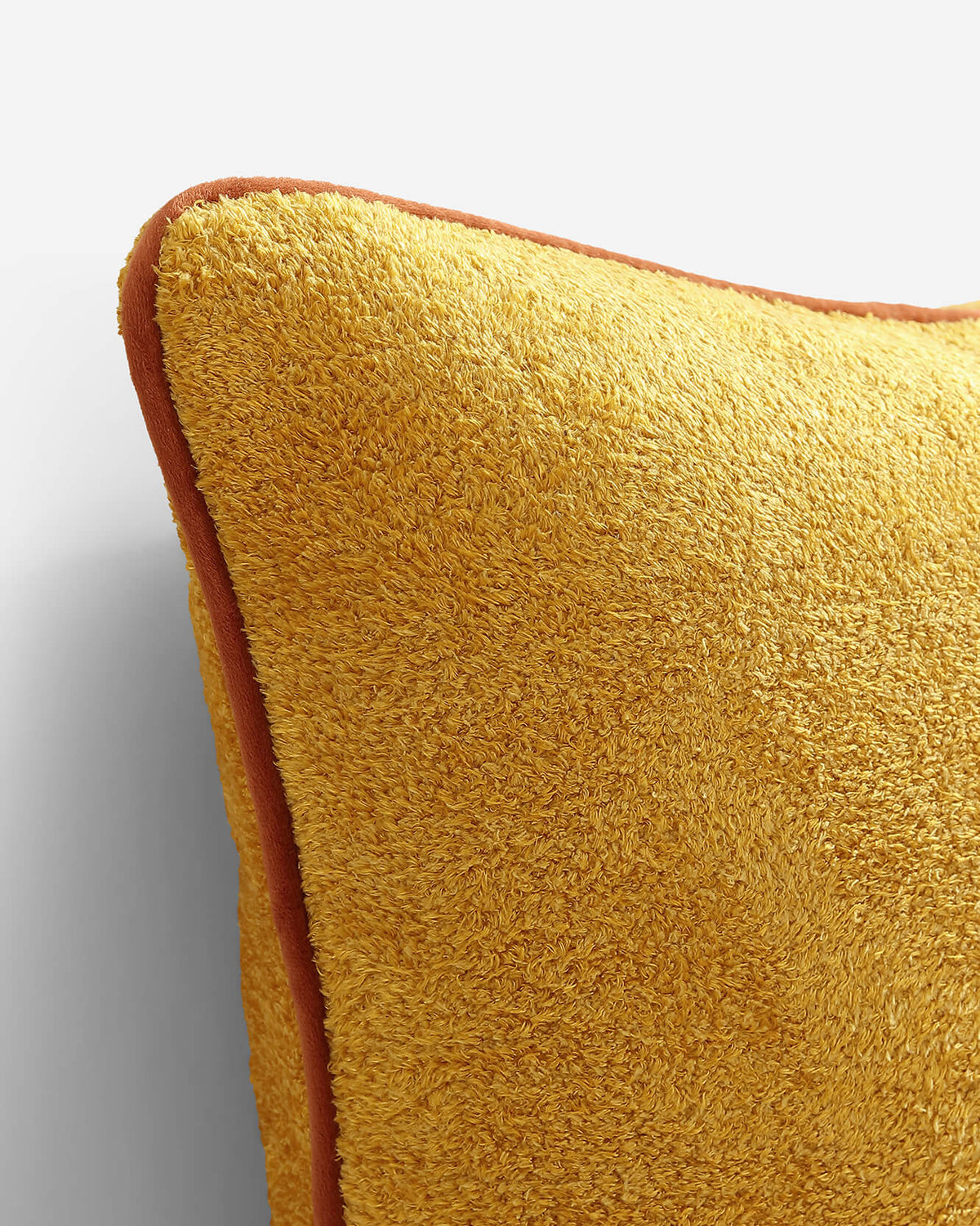 The Silque Pillow