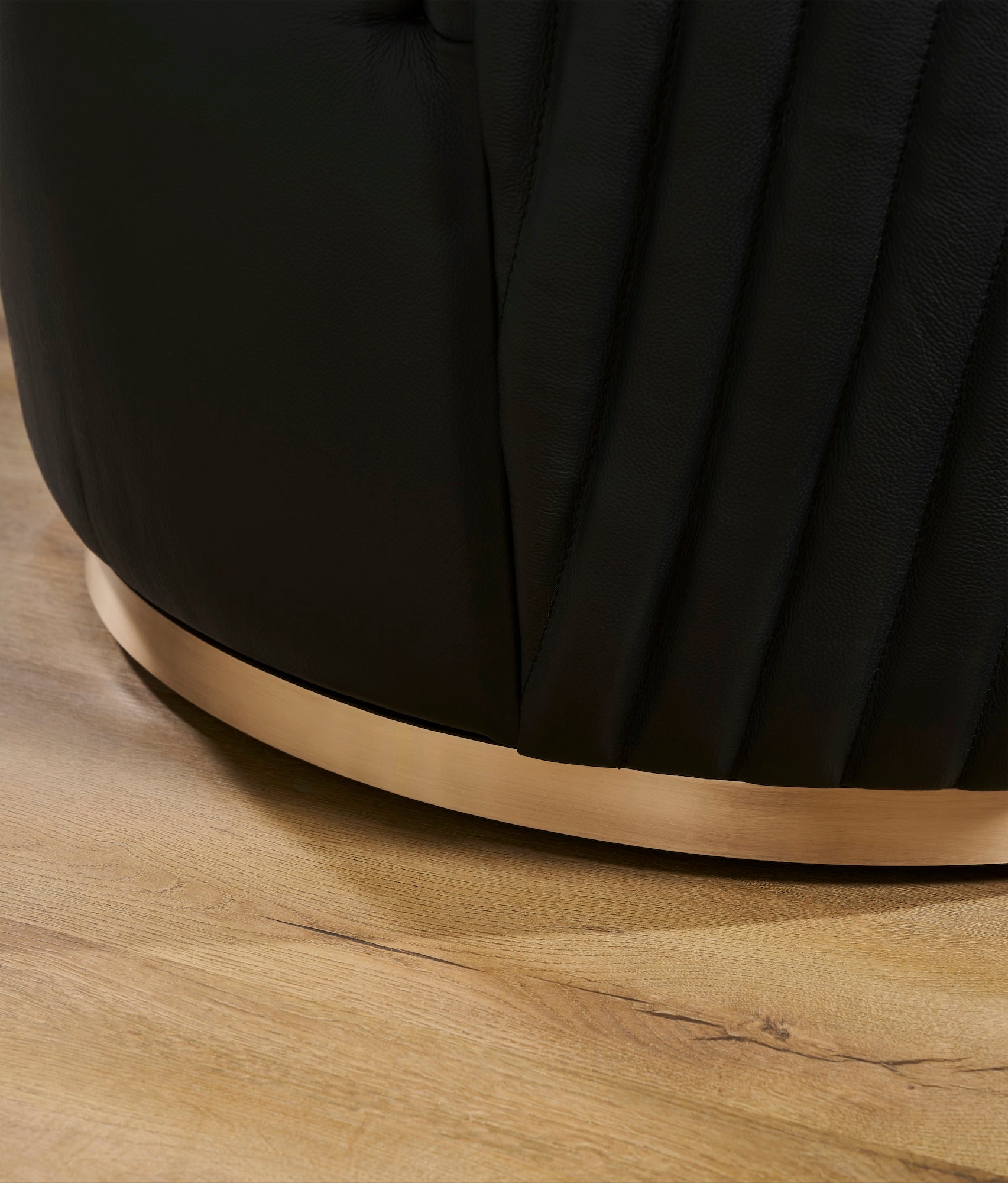 The Sloane Swivel Chair